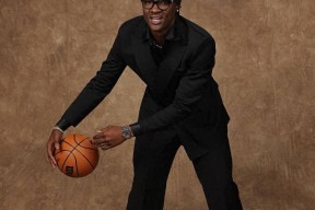 萨拉赫关键节点出色防守，老鹰带队取胜！